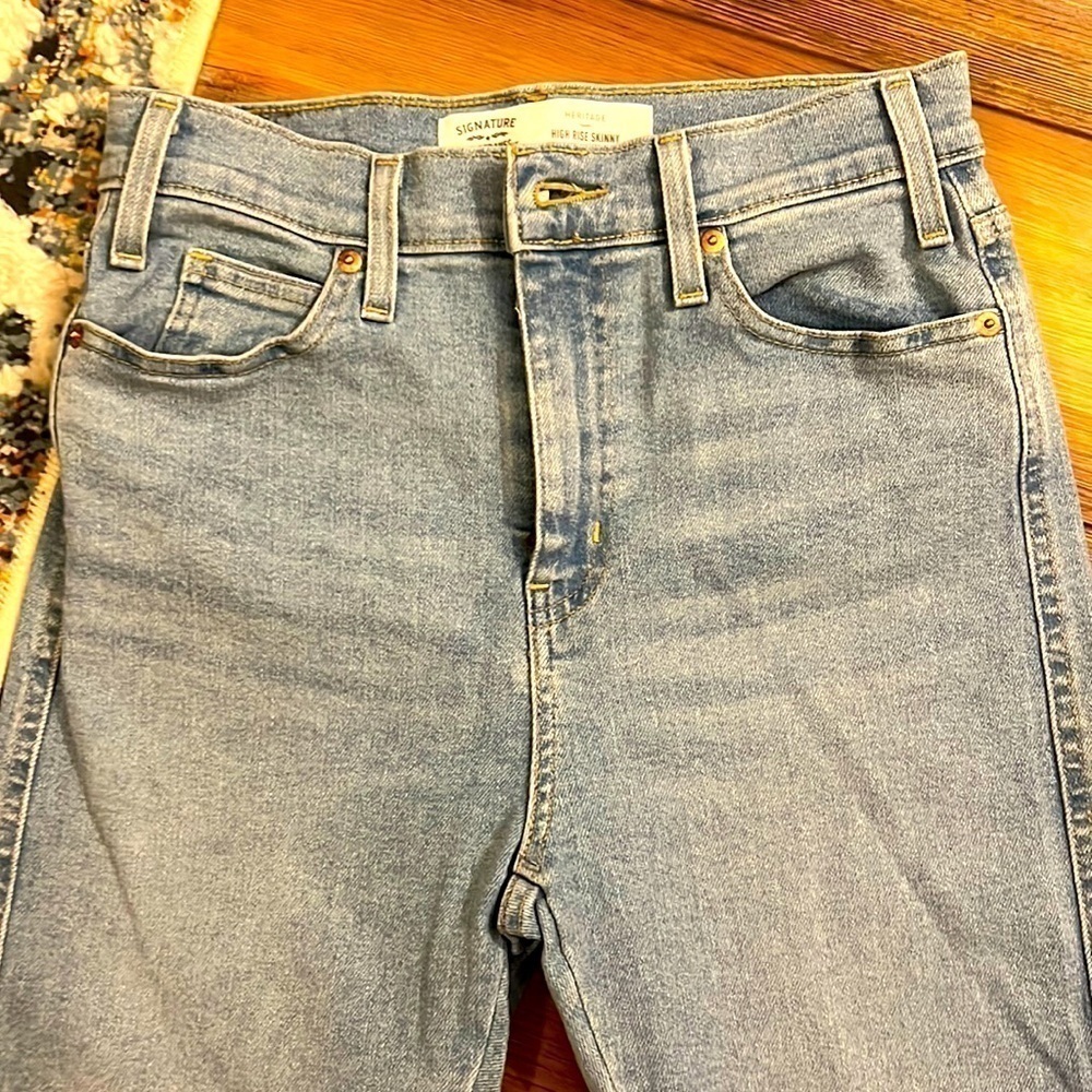 Levi’s Signature heritage high rise skinny size 2 W26 - Picture 4 of 7
